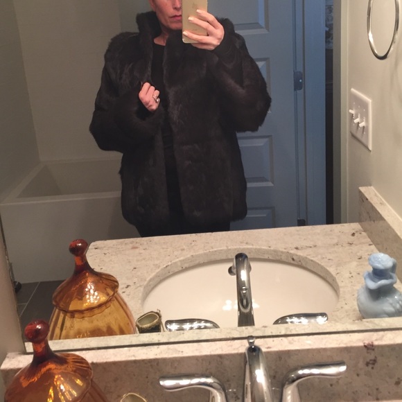 Vintage black fur coat. Gorgeous! - Picture 3 of 3